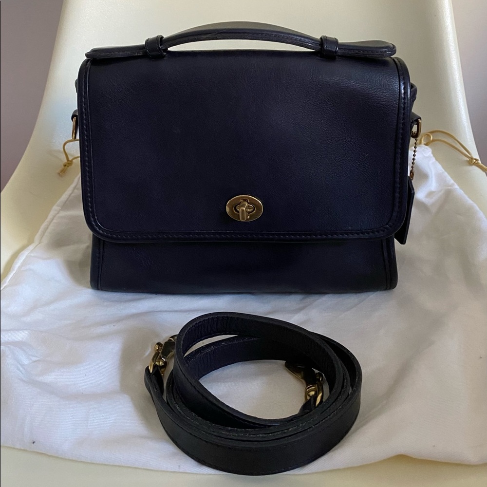 Coach vintage 9870 court bag